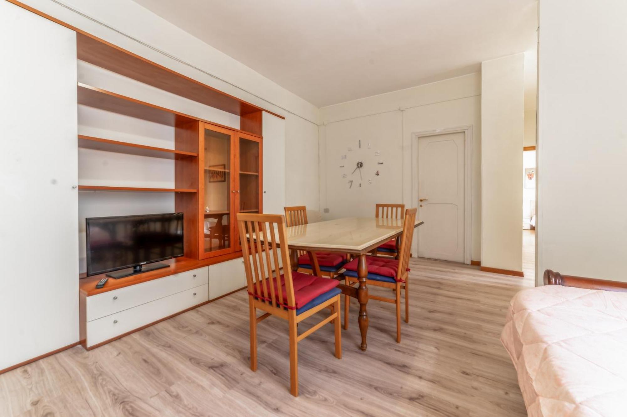 Casa Giuli - Metro Jonio Rom